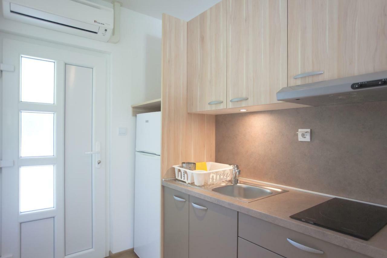 Studio Apartment - Seaview Premantura Kültér fotó